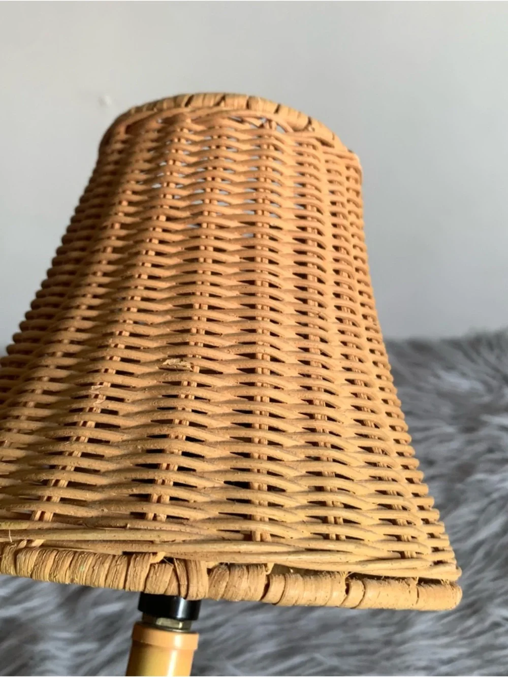 Vintage rattan wicker lampshade lamp
